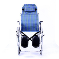 Универзална инвалидска количка со подвижен наслон и папучи кои се подесуваат - стандард DY